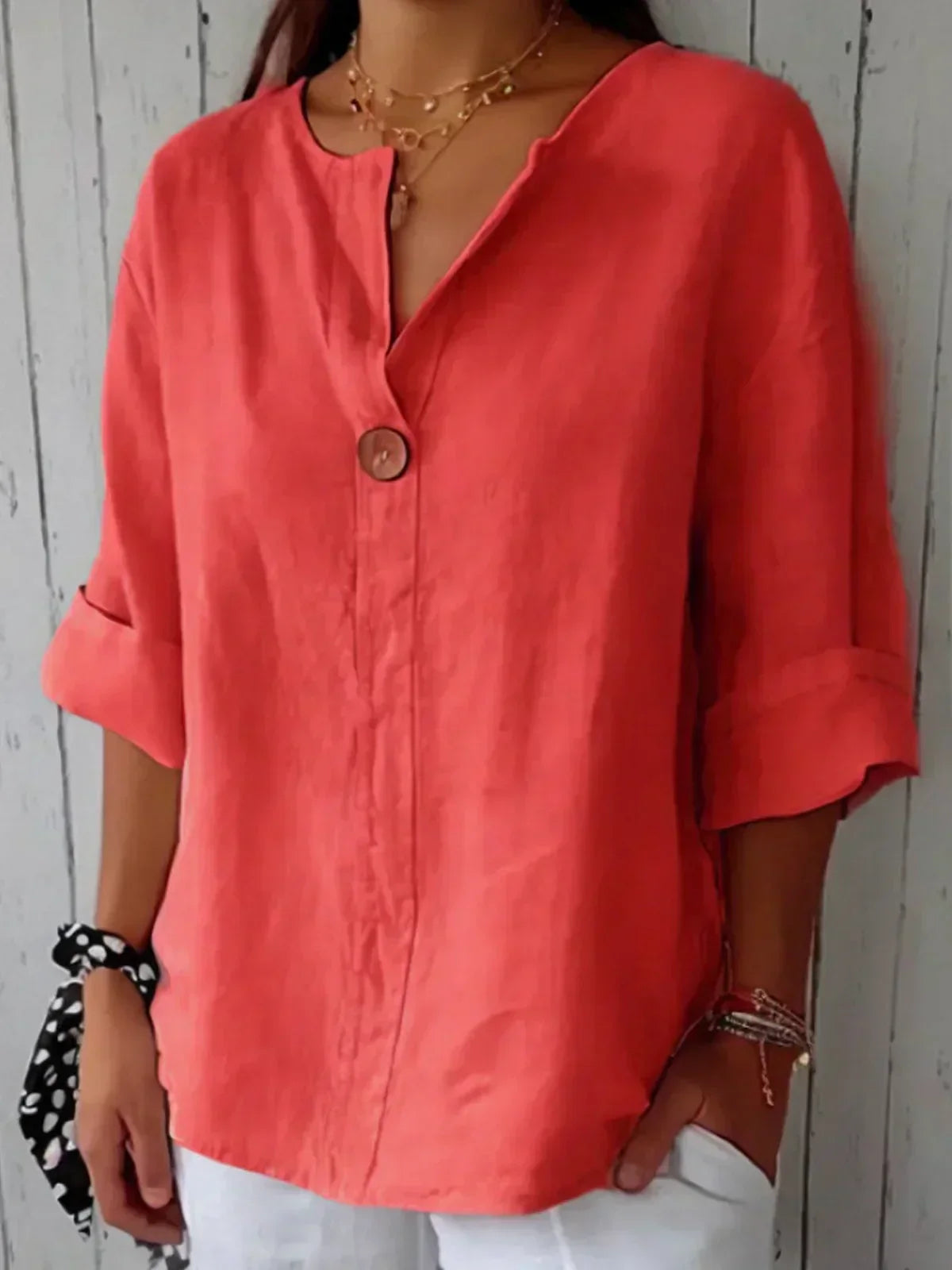 THE JESSA | RELAXED V-NECK BLOUSE