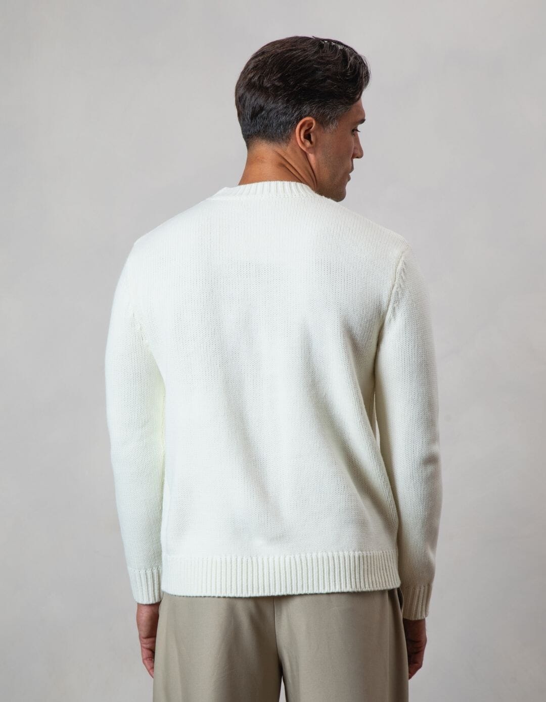 THE ECRU| KNITTED CREWNECK