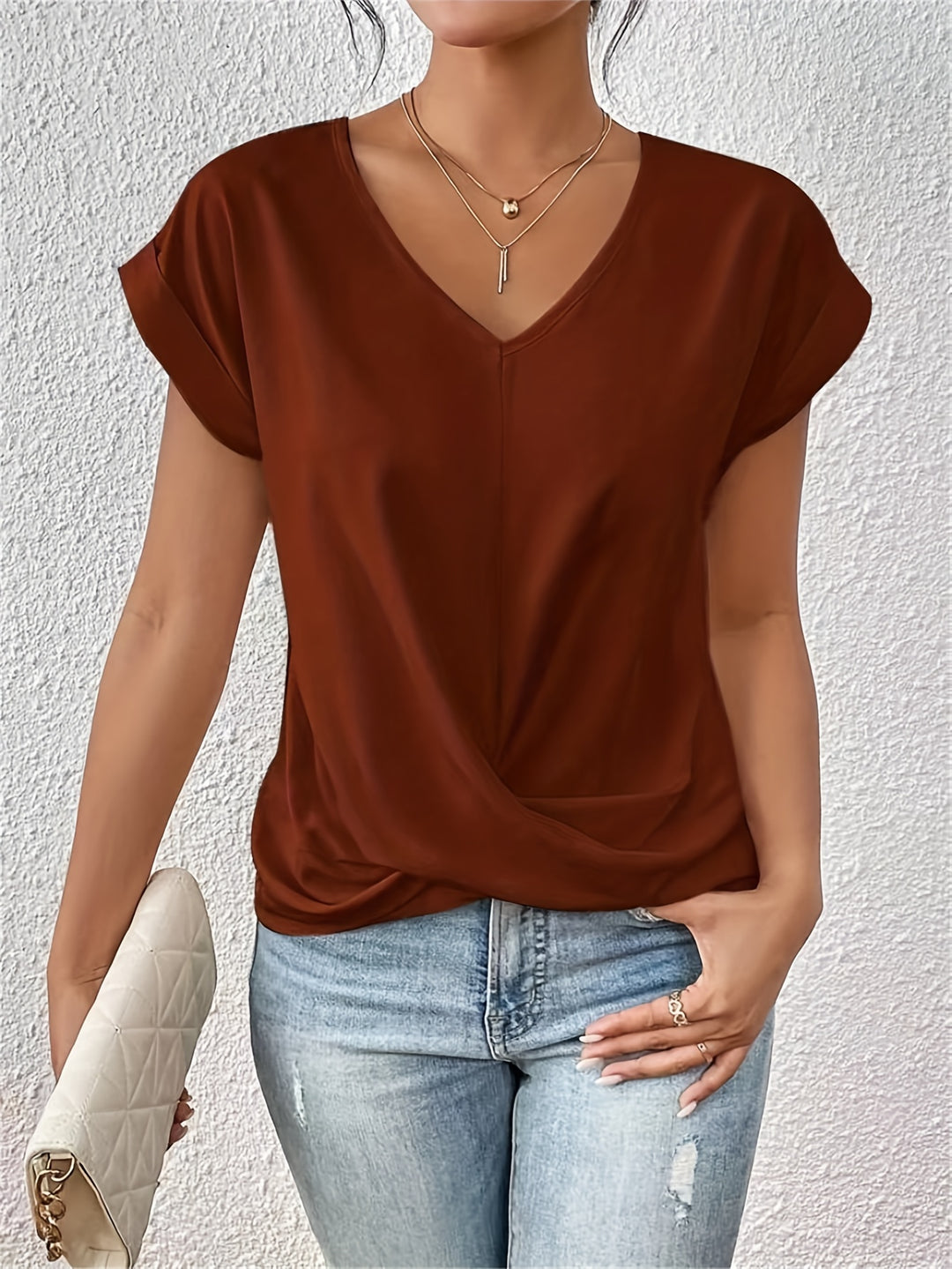 THE TAMMANA | CASUAL V-NECK TEE