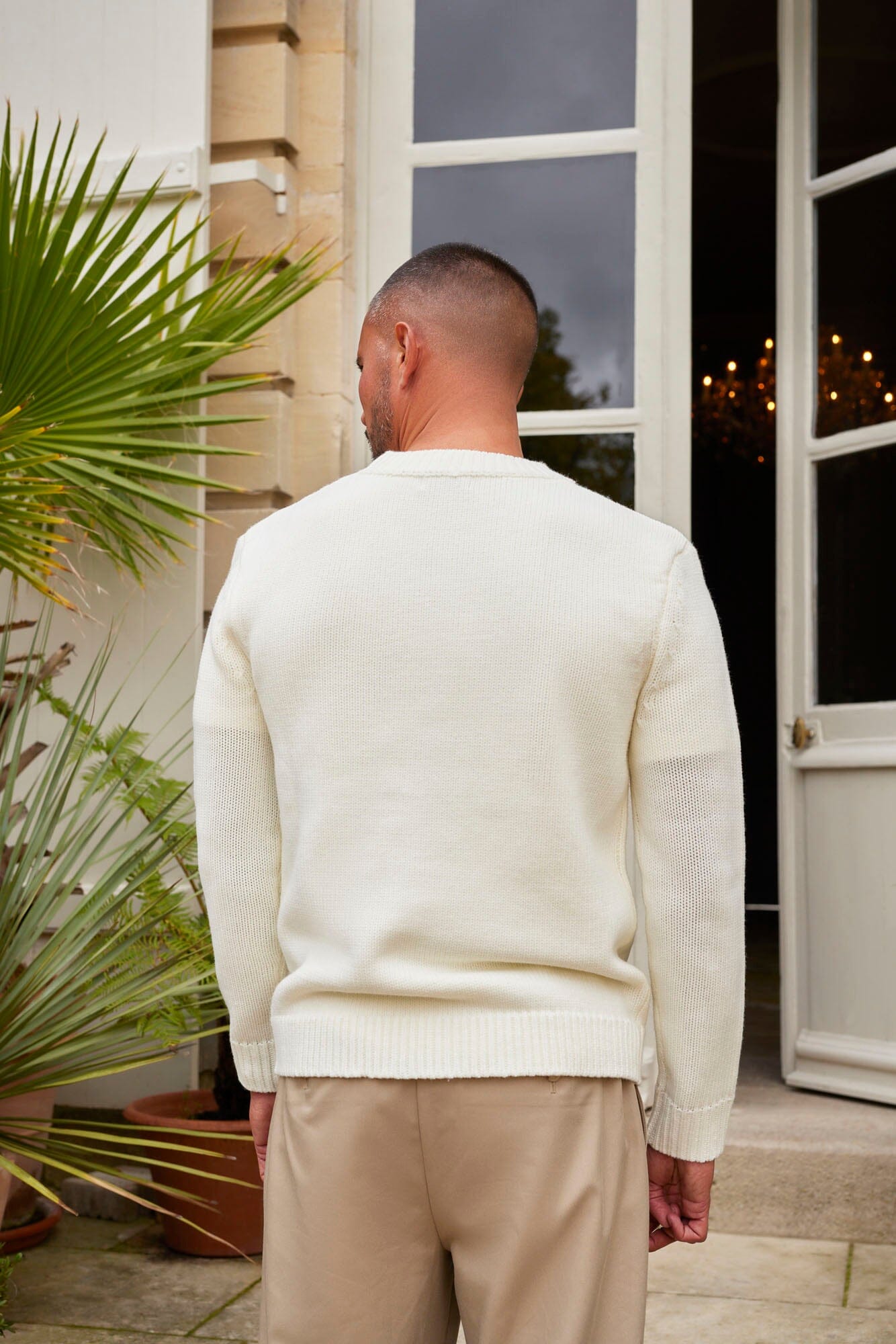 THE ECRU| KNITTED CREWNECK