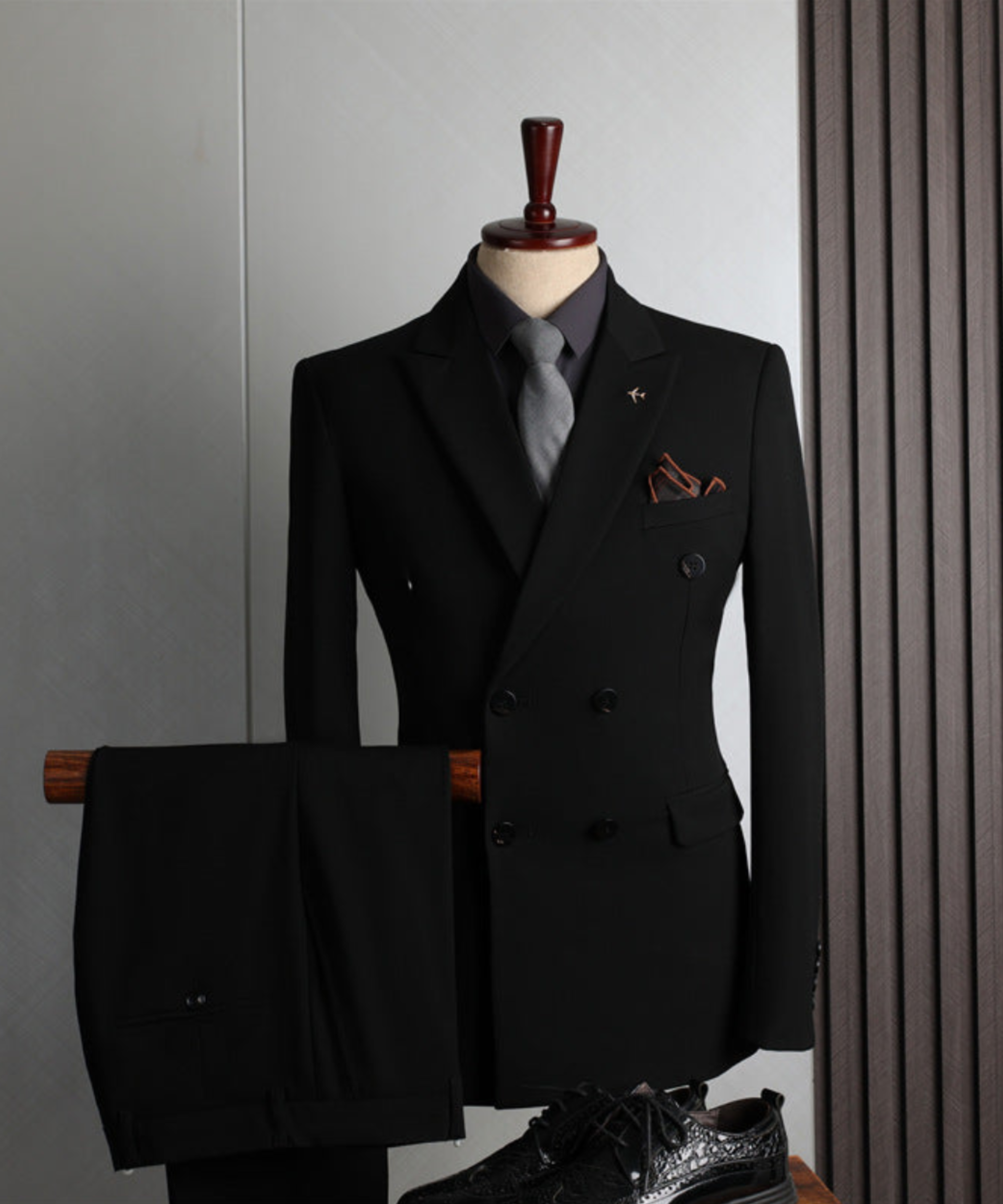 THE BANCROFT | DOUBLE-BREASTED SUIT