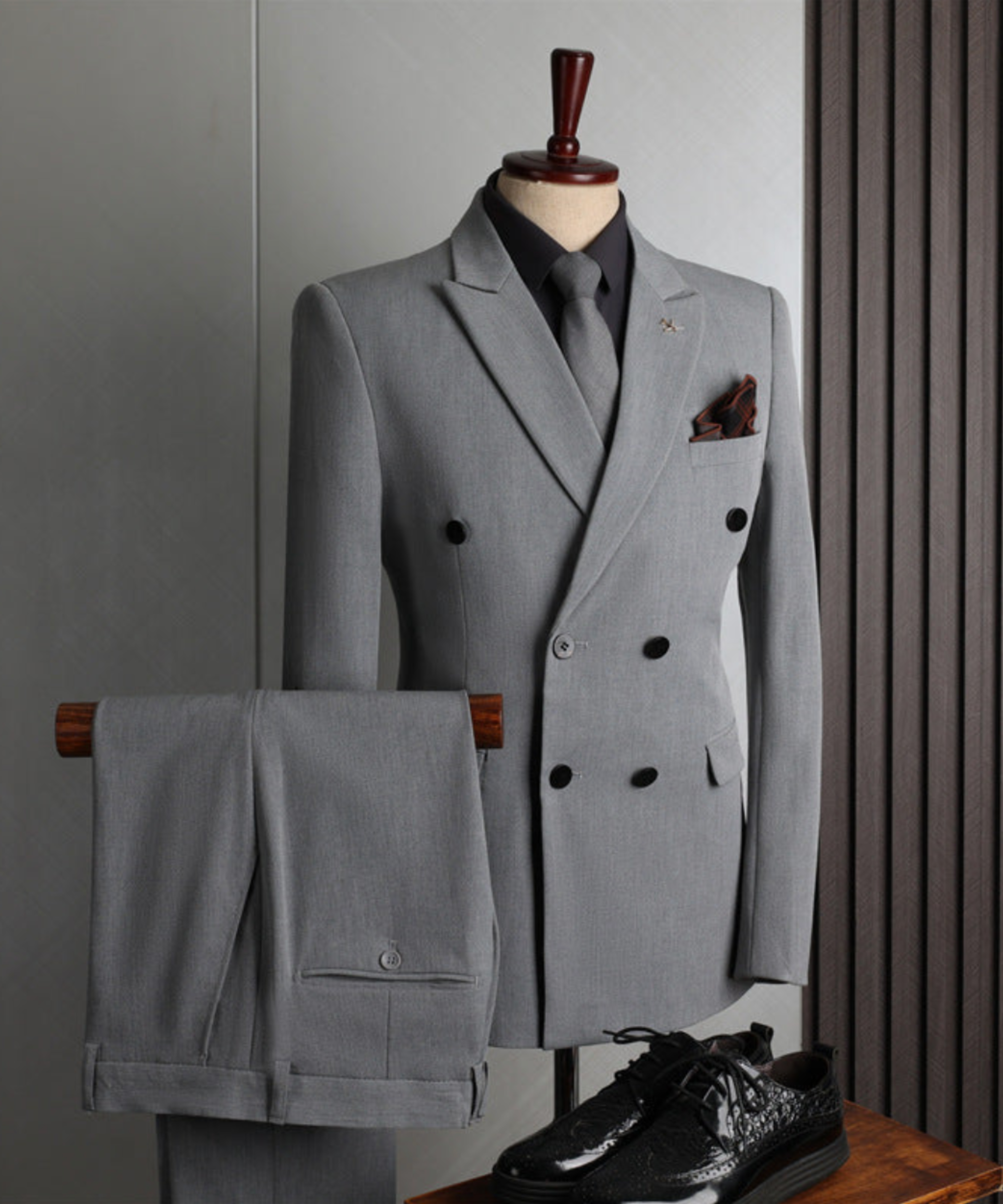 THE BANCROFT | DOUBLE-BREASTED SUIT