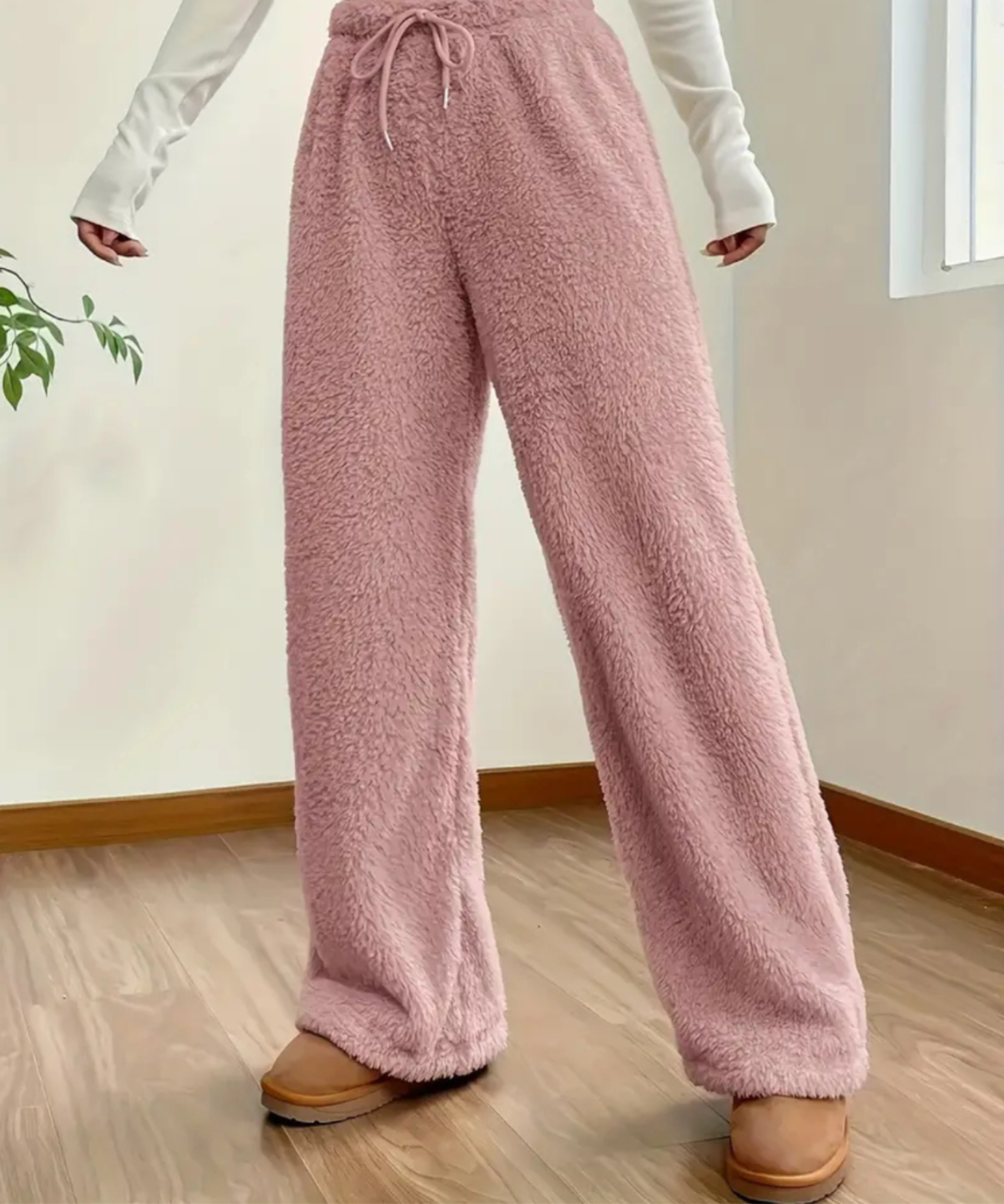 THE WHISTLER | FLUFFY JOGGING PANTS