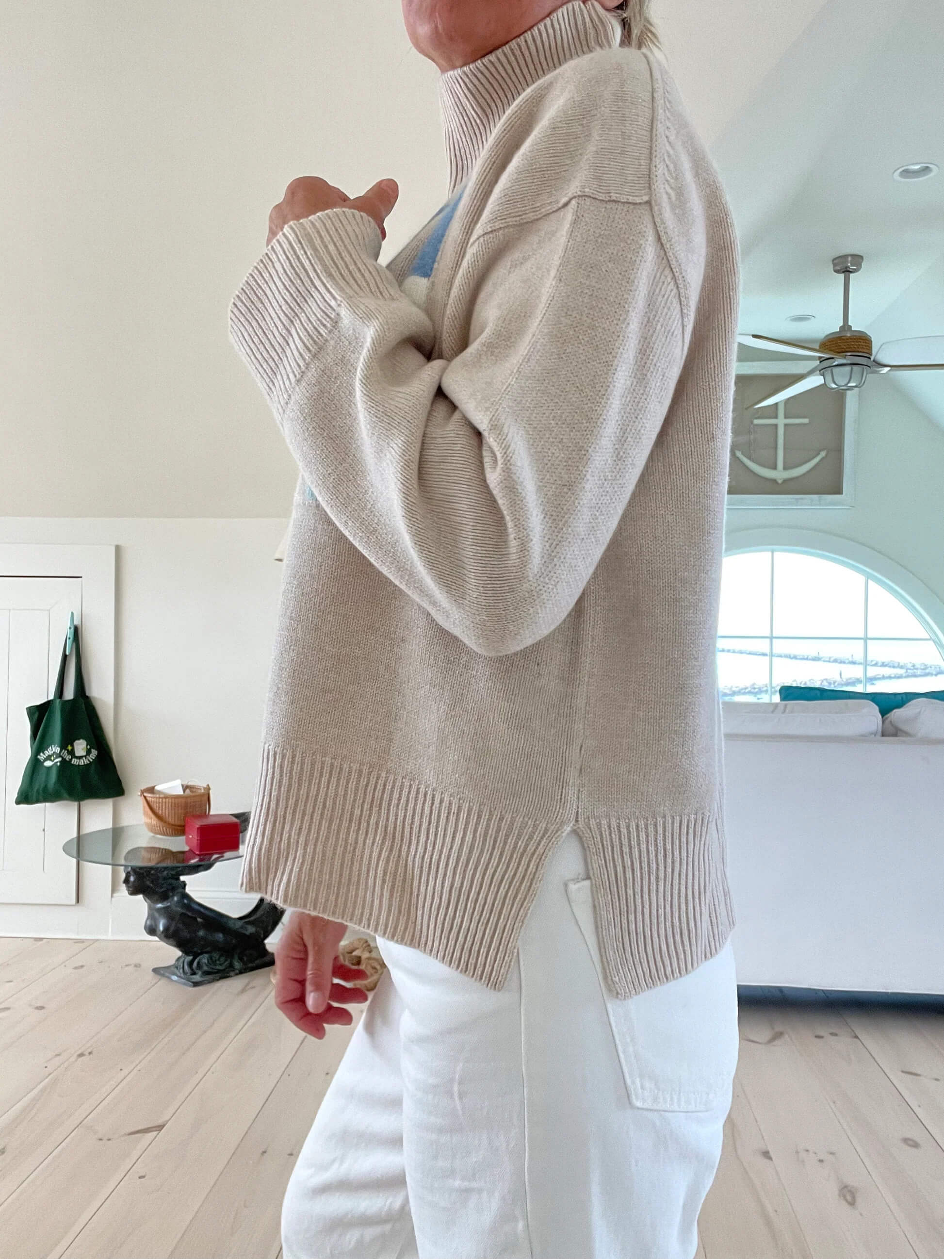 THE SKI CASHMERE TURTLENECK SWEATER