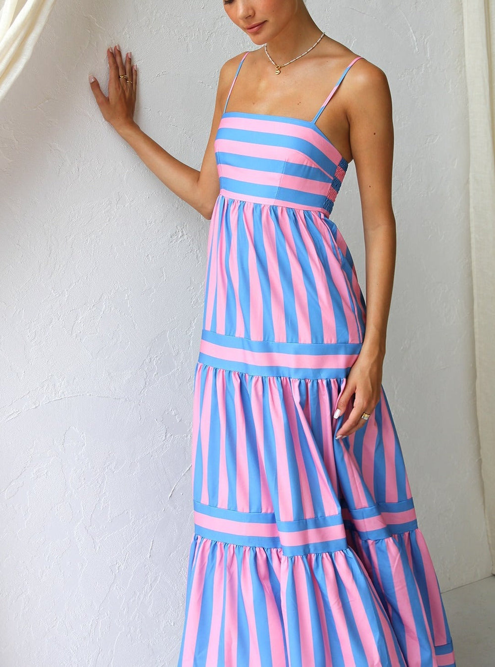 THE ONAHA | FLOWY SPAGHETTI STRAP DRESS