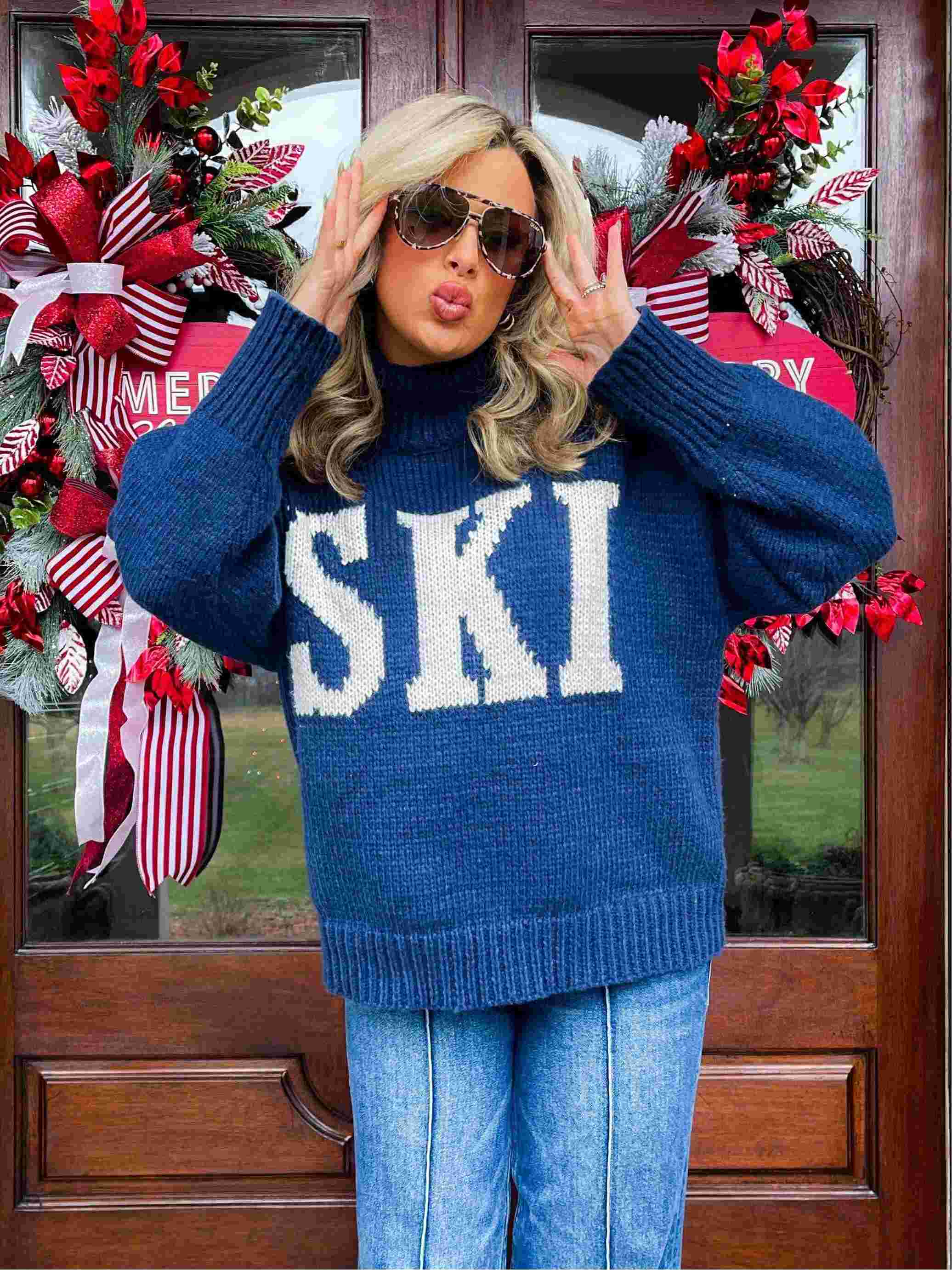 THE SKI CASHMERE TURTLENECK SWEATER
