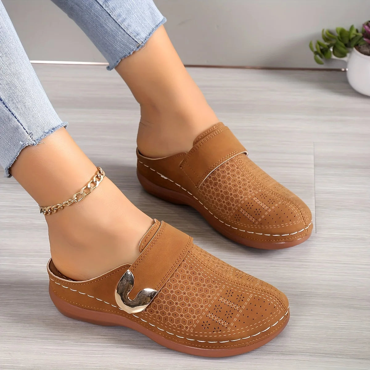 THE ELEVINA | CHIC COMFORT WEDGE SANDALS