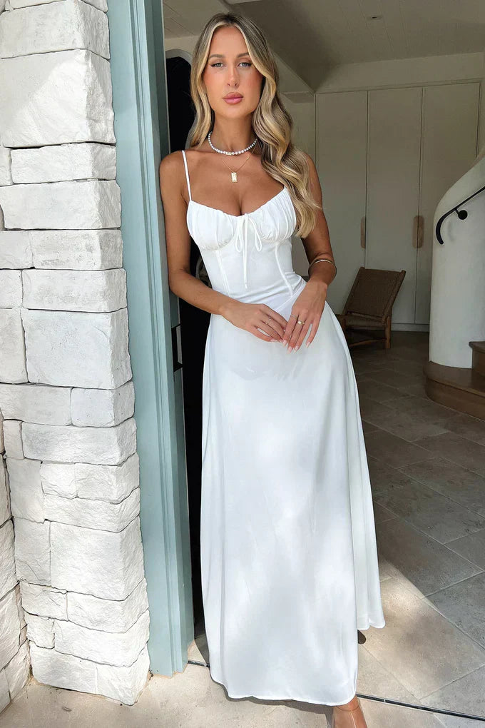 THE ALINORA | ELEGANT MAXI DRESS