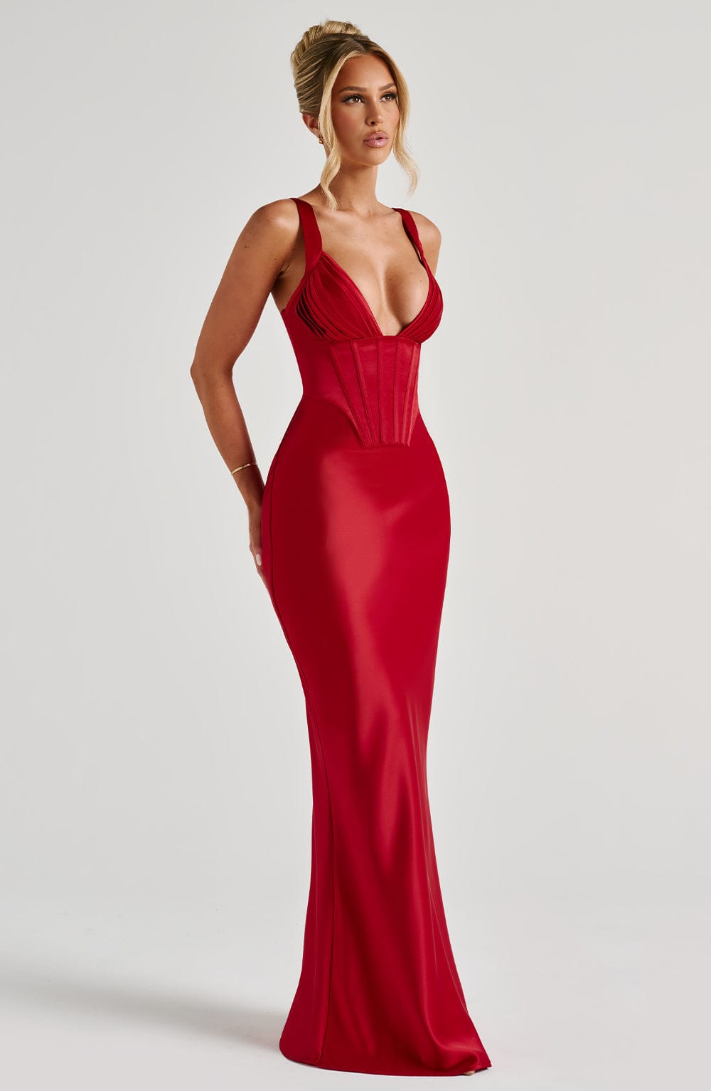 THE SCARLETT | ELEGANT MAXI DRESS