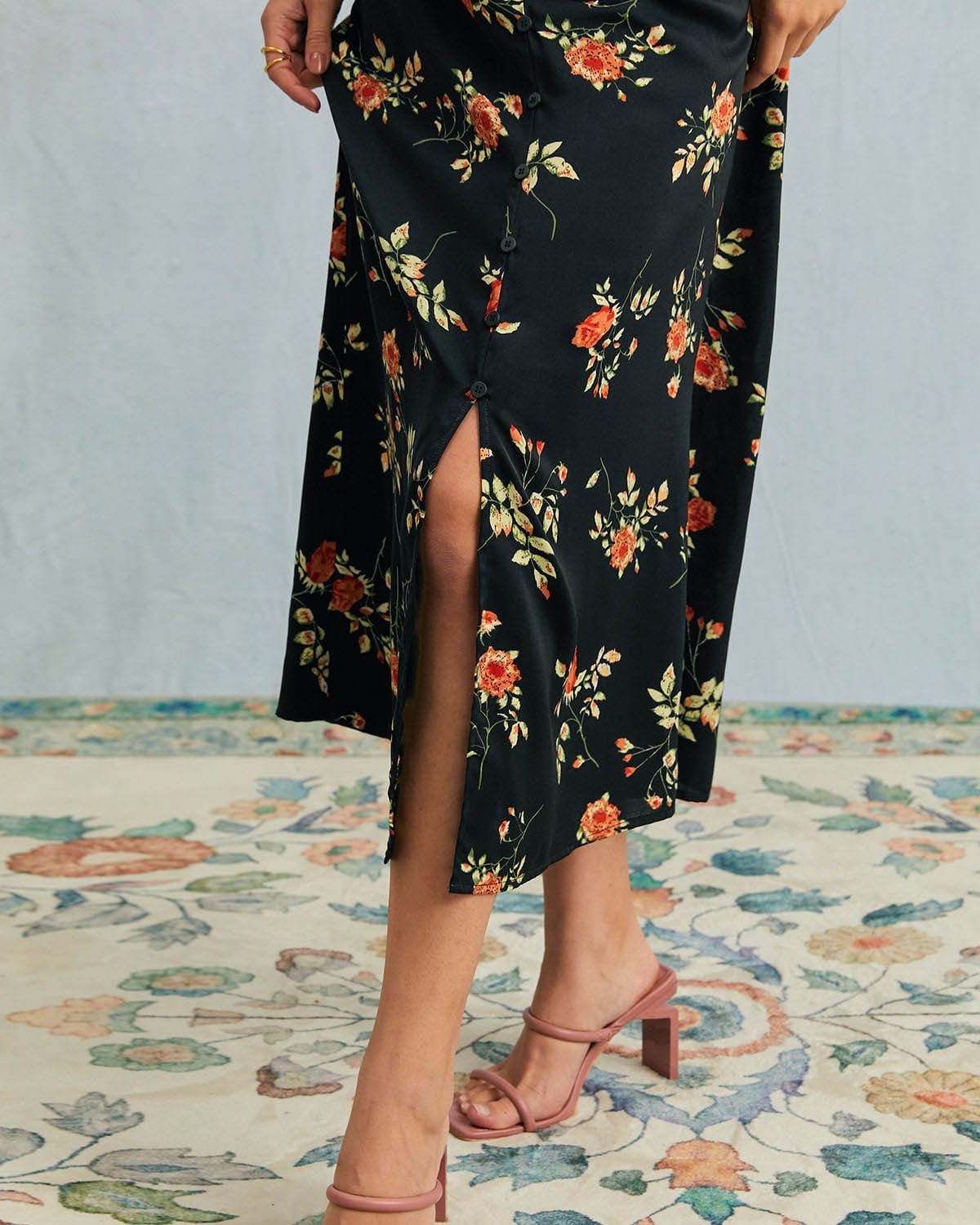 THE LILITH | FLORAL V-NECK MAXI DRESS
