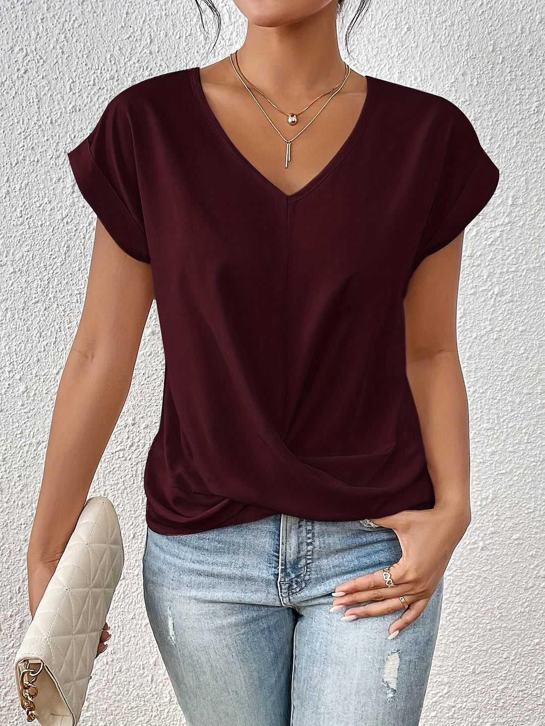 THE TAMMANA | CASUAL V-NECK TEE