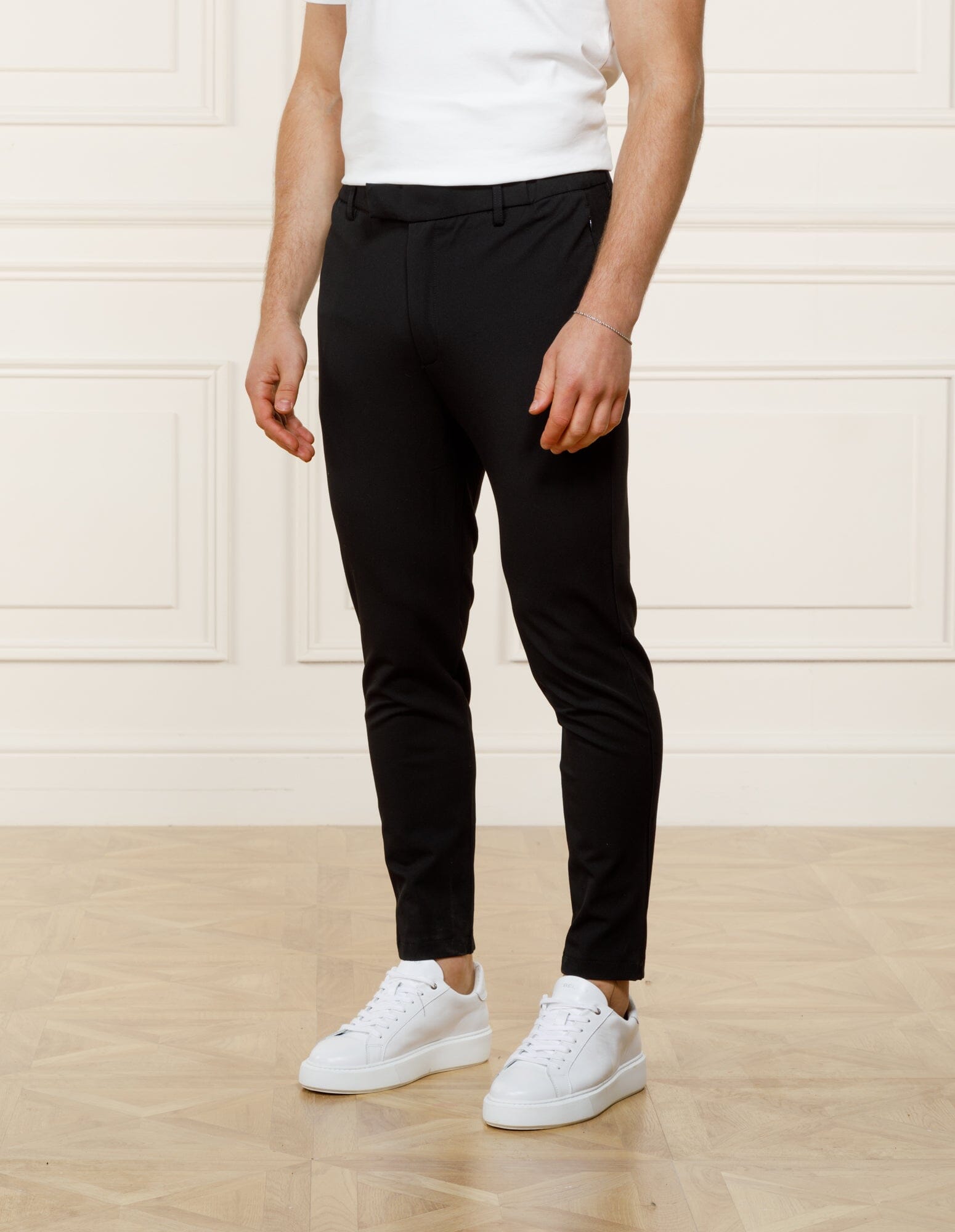 THE 24HR | BLACK TROUSER