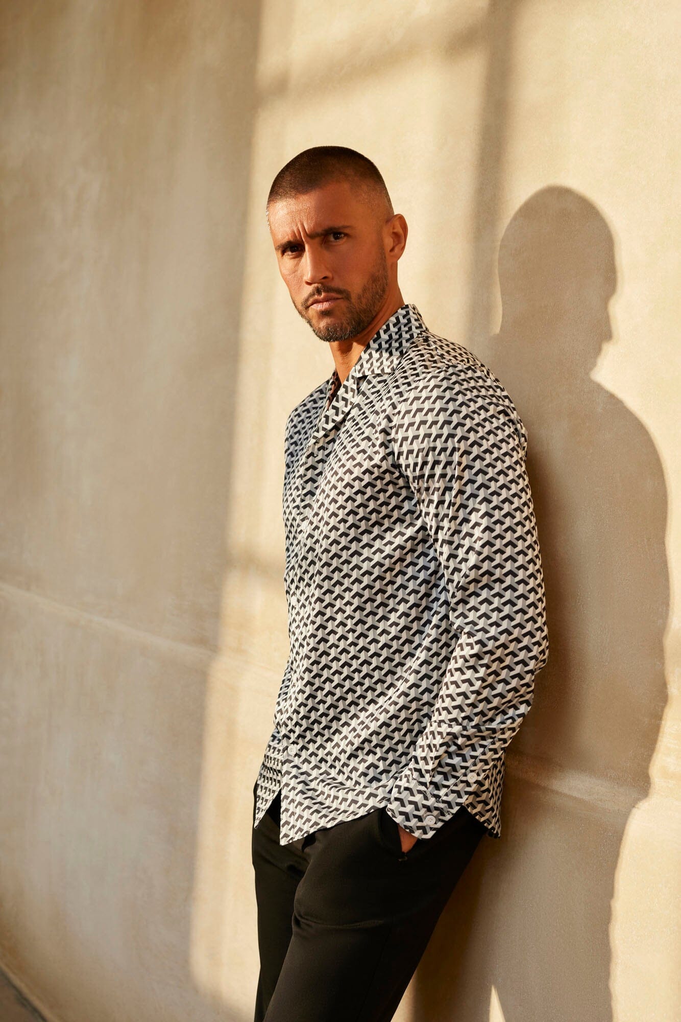 THE MONOCHROME | ILLUSION PRINTED SHIRT