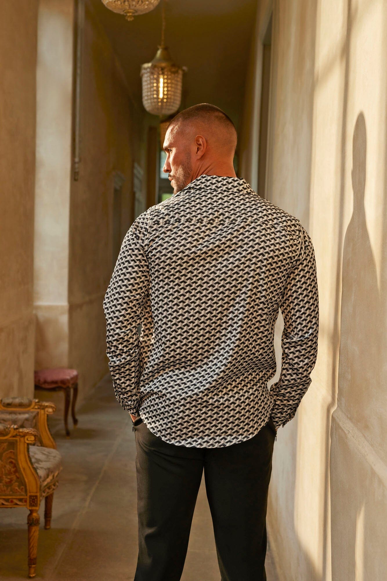 THE MONOCHROME | ILLUSION PRINTED SHIRT