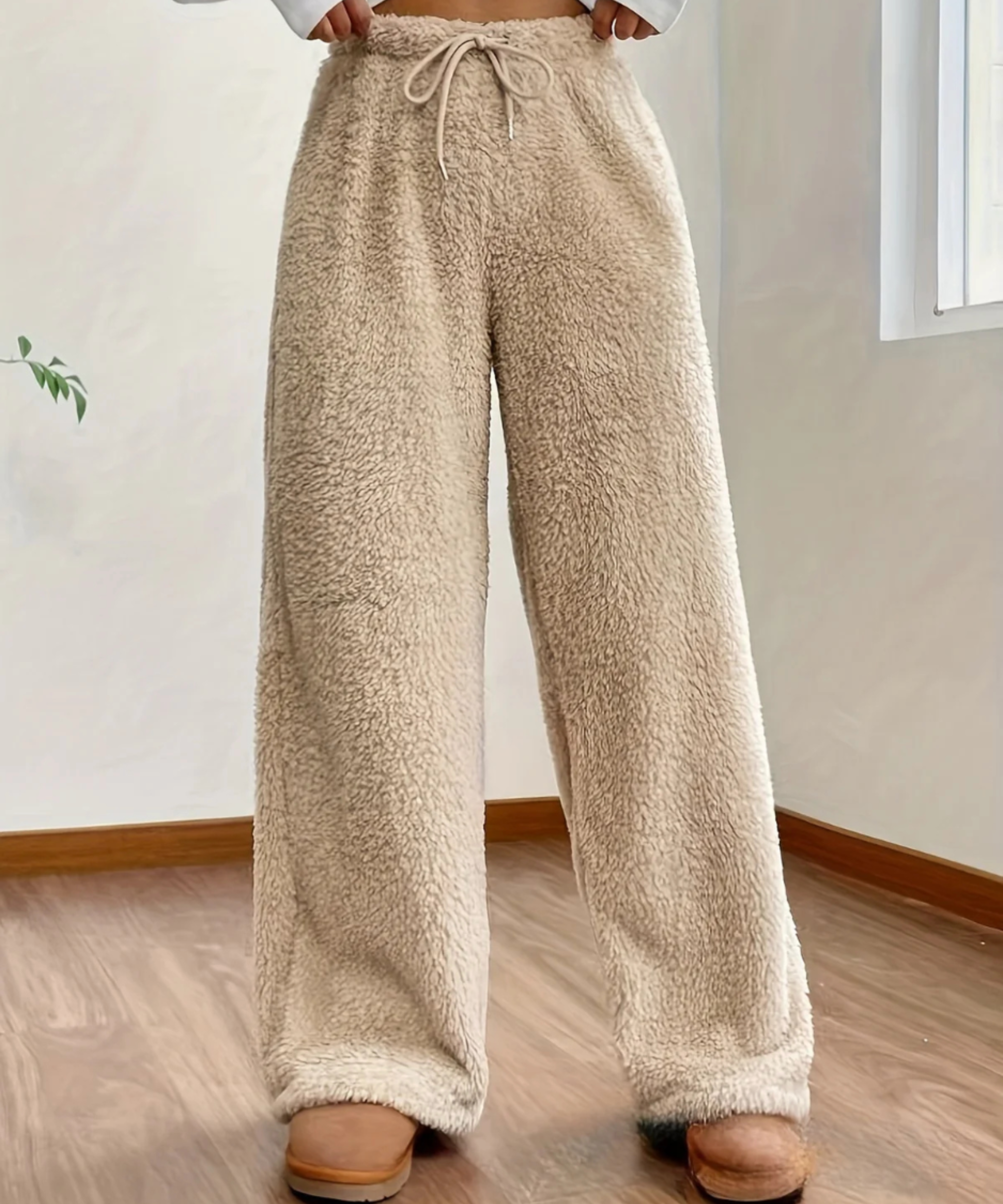 THE WHISTLER | FLUFFY JOGGING PANTS