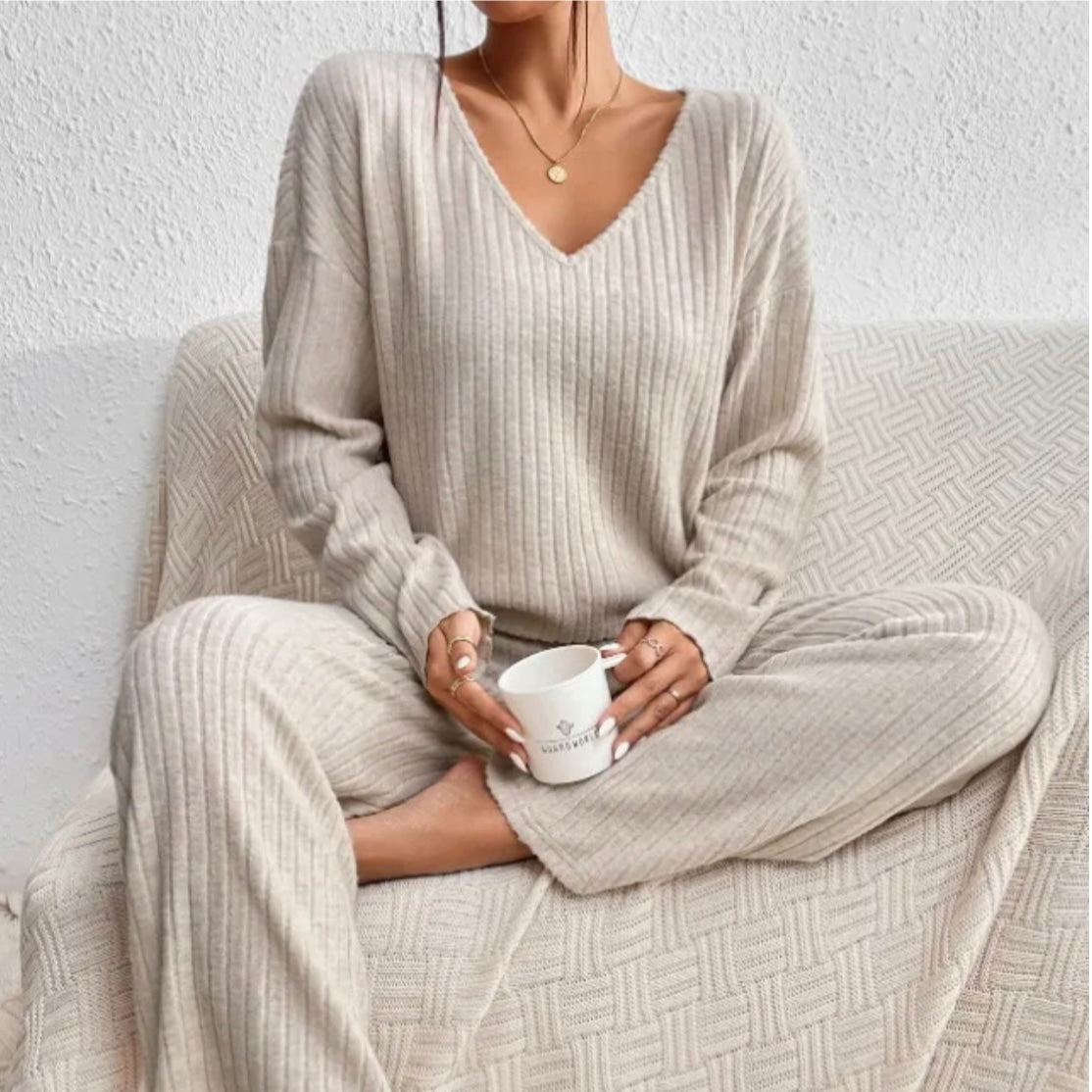 THE AMARA | KNITTED TWO-PIECE SET