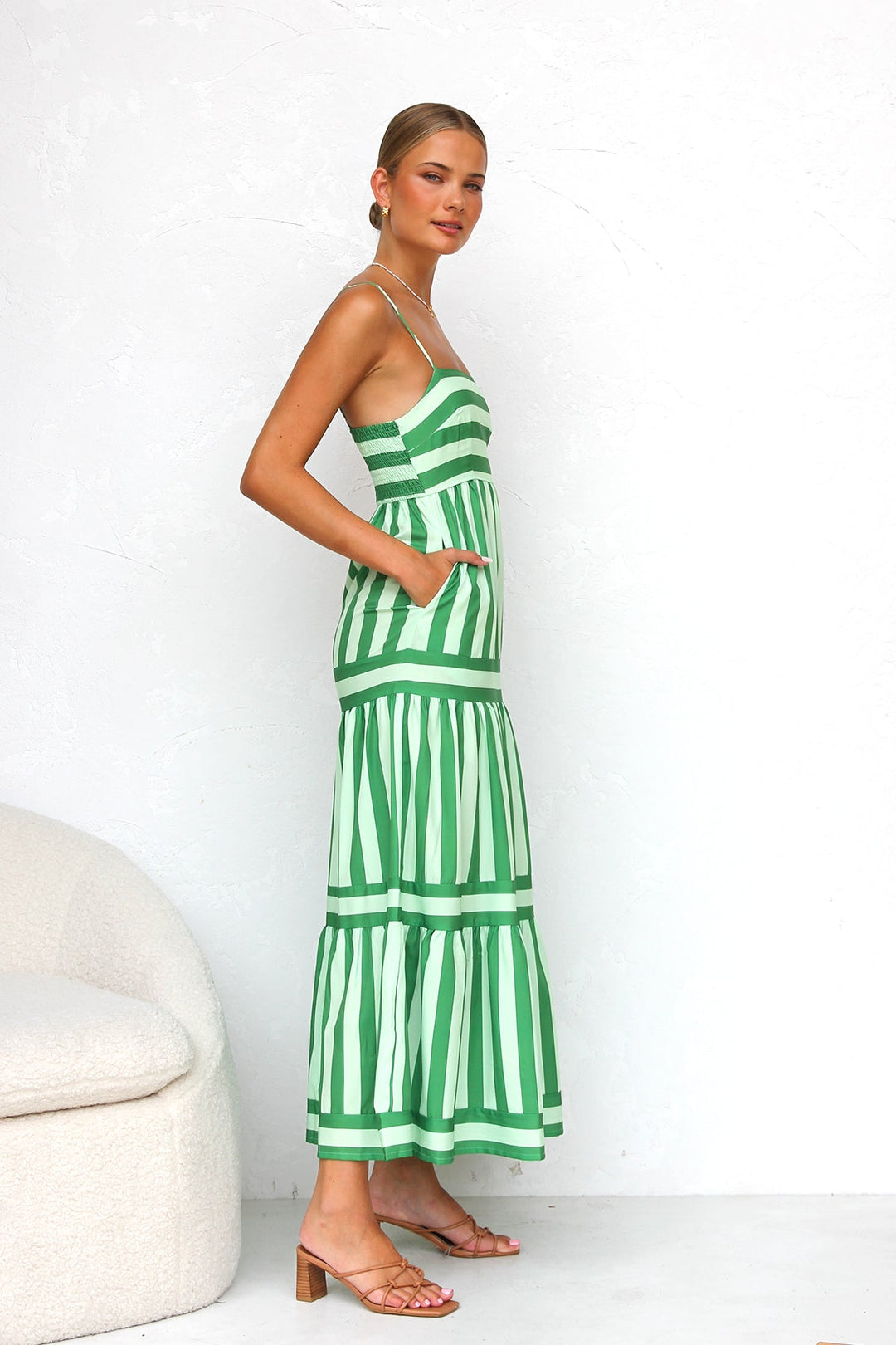 THE ONAHA | FLOWY SPAGHETTI STRAP DRESS