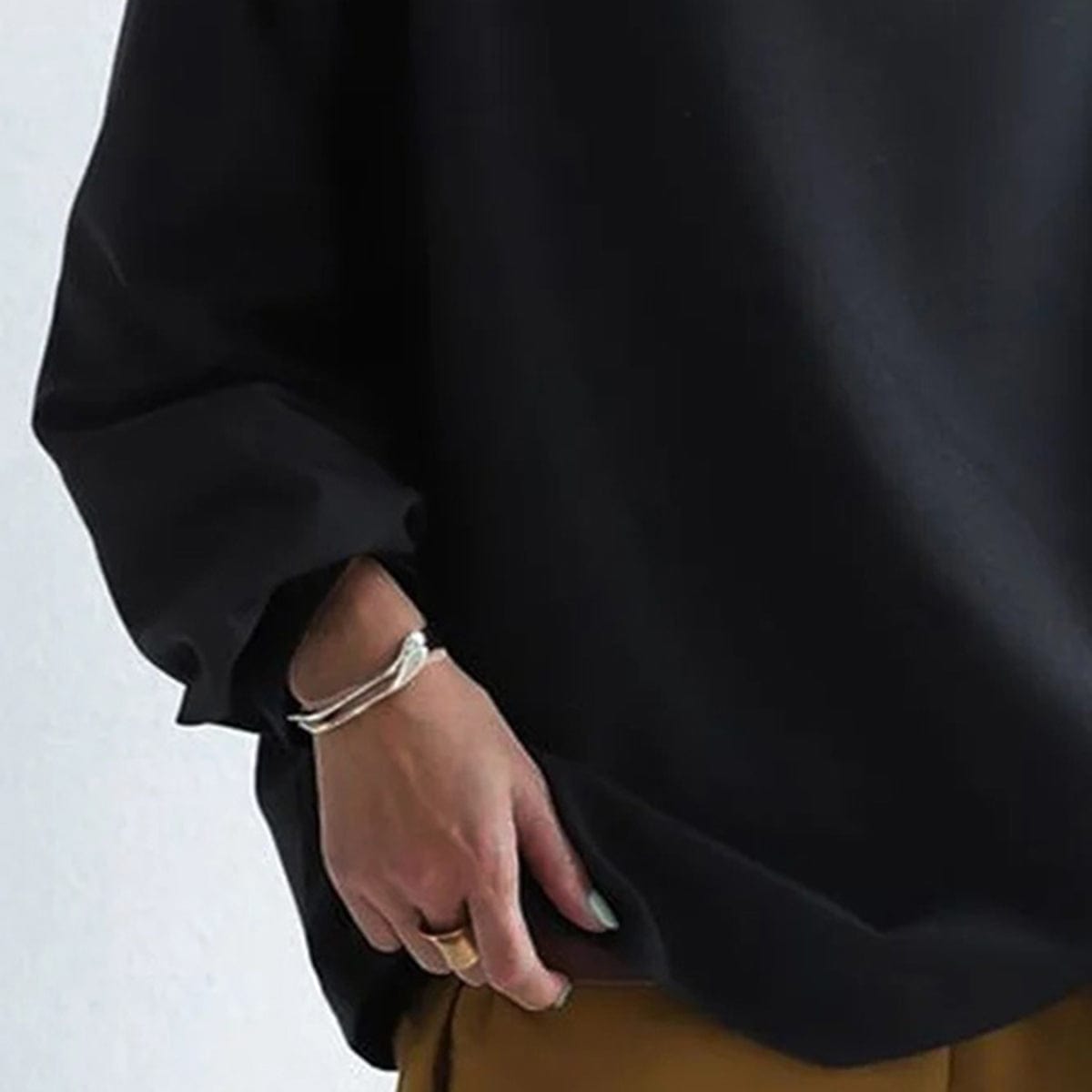 THE COLETTE | CLASSIC HIGH-NECK BLOUSE