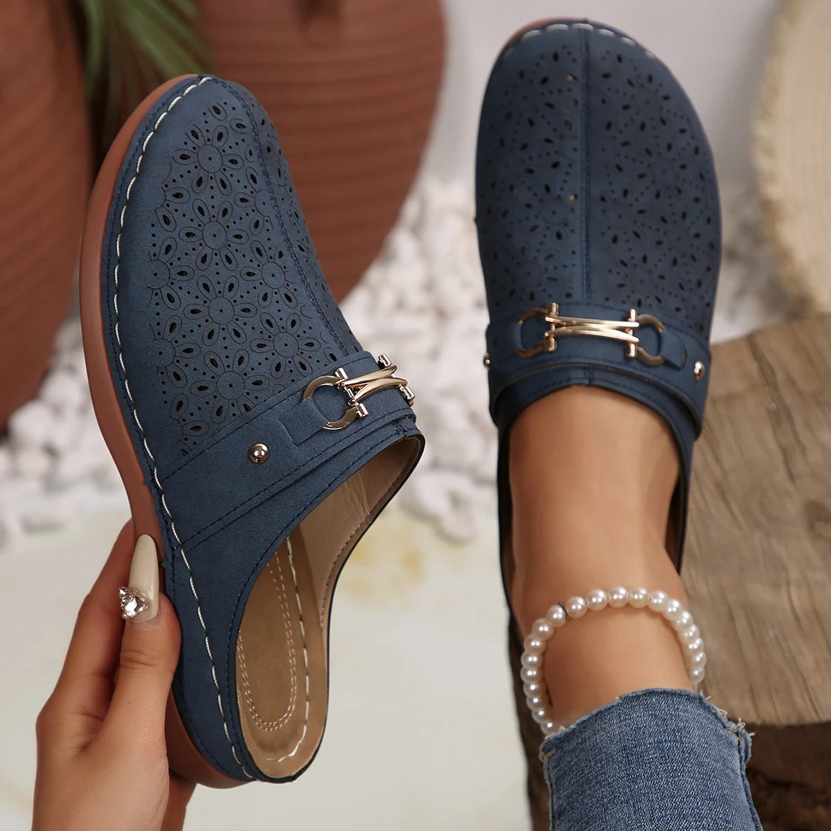THE SOLARA | LIGHTWEIGHT WEDGE MULES