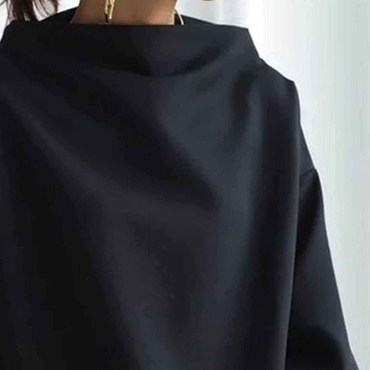 THE COLETTE | CLASSIC HIGH-NECK BLOUSE