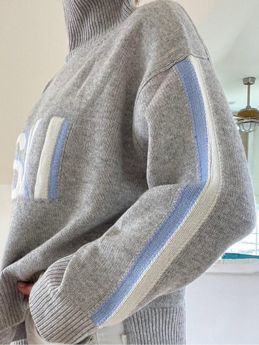 THE SKI  CASHMERE TURTLENECK SWEATER