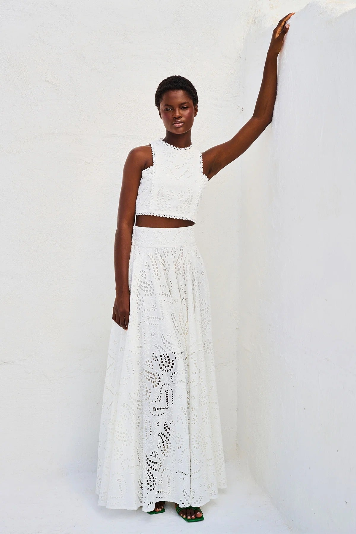 THE PARIS | EMBROIDERED LACE CROP TANK TOP