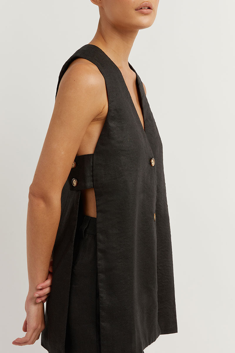THE FIONA | SLEEVELESS BUTTON-UP SET