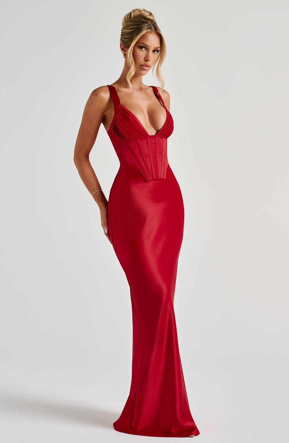 THE SCARLETT | ELEGANT MAXI DRESS